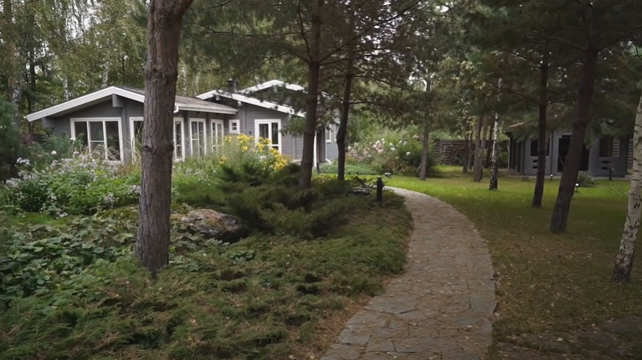 https://pskov.mslandshaft.ru/storage/app/uploads/public/642/bc0/d39/642bc0d399e1d921922120.png